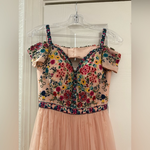 Sherri Hill Floral Embellished Peach Gown Prom Dress Size 00 - Picture 3 of 10